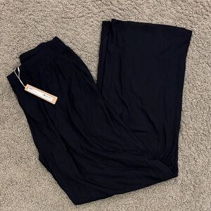 NEW SKIMS Black Wide Leg Pants
